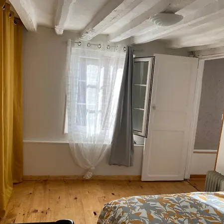 Maison De