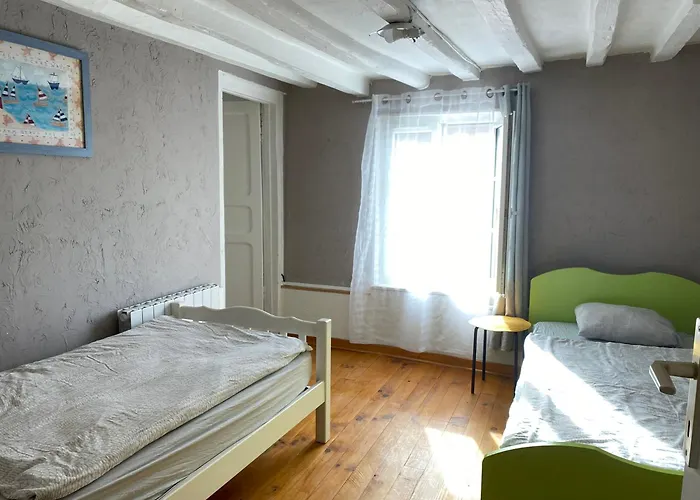 Maison De * Saint-Martin-de-Bienfaite-la-Cressonniere