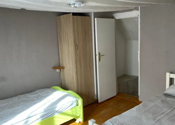 Maison De * Saint-Martin-de-Bienfaite-la-Cressonniere